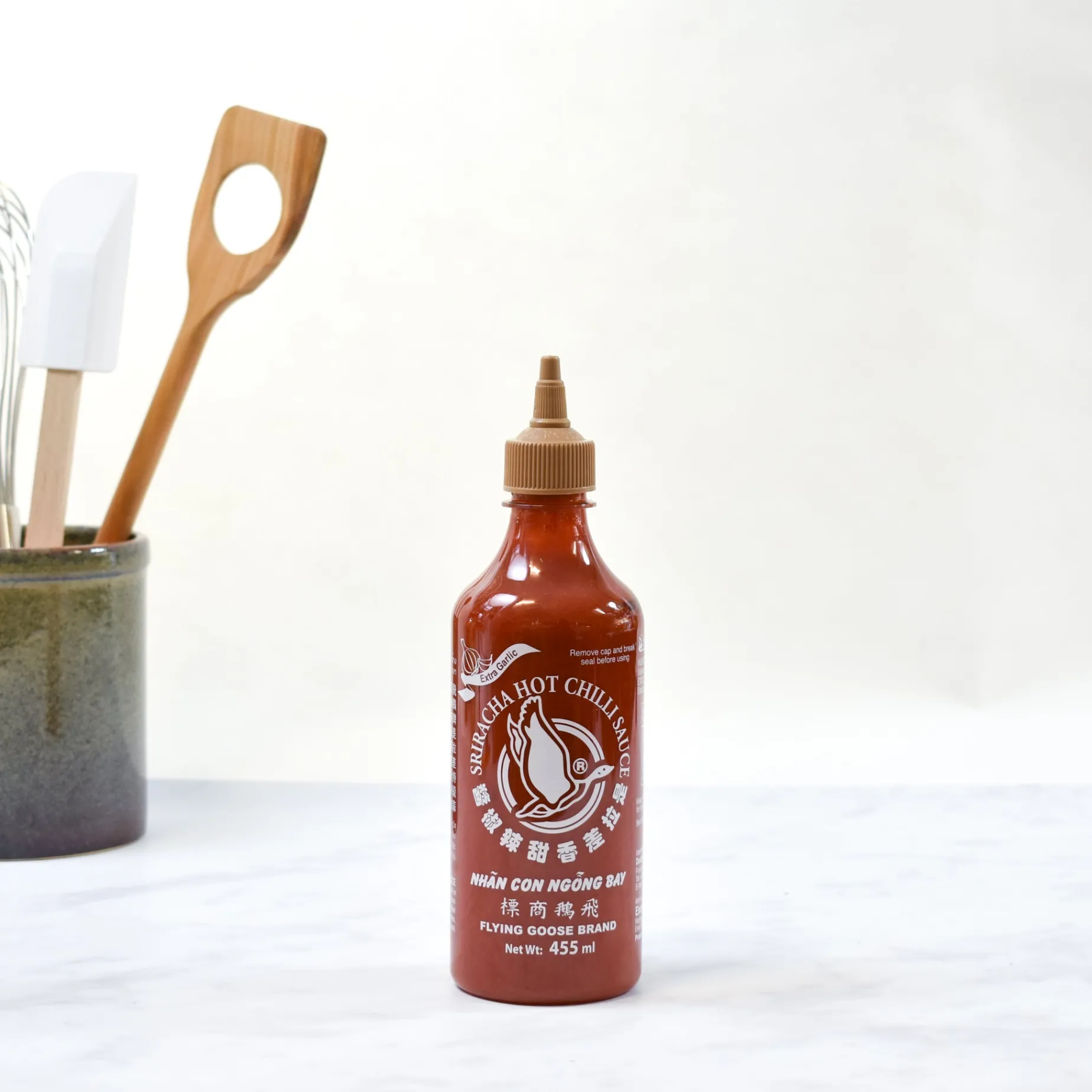 Flying Goose Sriracha - Extra Garlic, 455ml