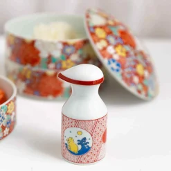Seikou Porcelain Red Rabbit Motif Soy Sauce Pourer