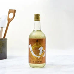 Takahashi Hakutake Kin Shiro Shochu, 720ml